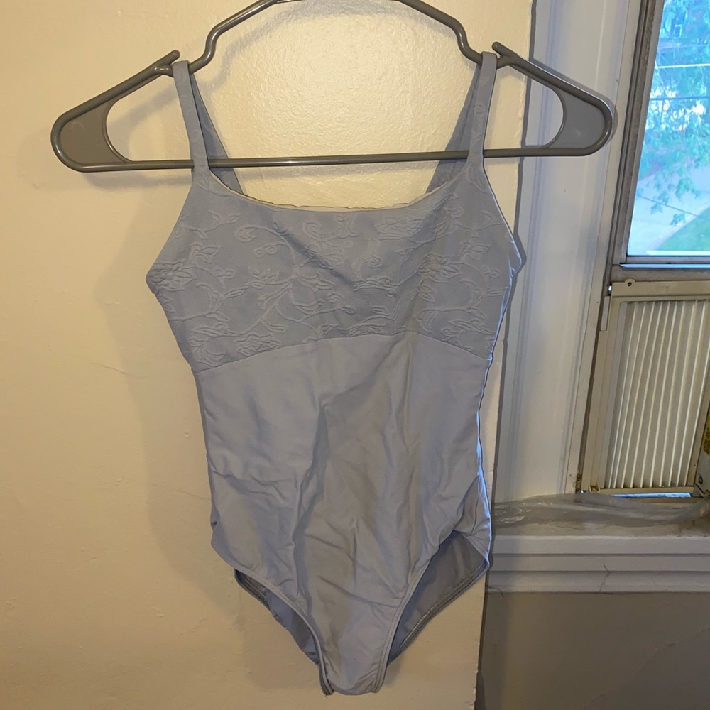 wearmoi leo